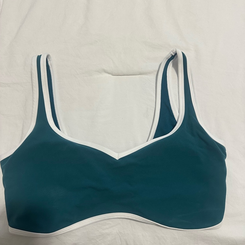 Abercrombie YPB studioFLEX sports bra